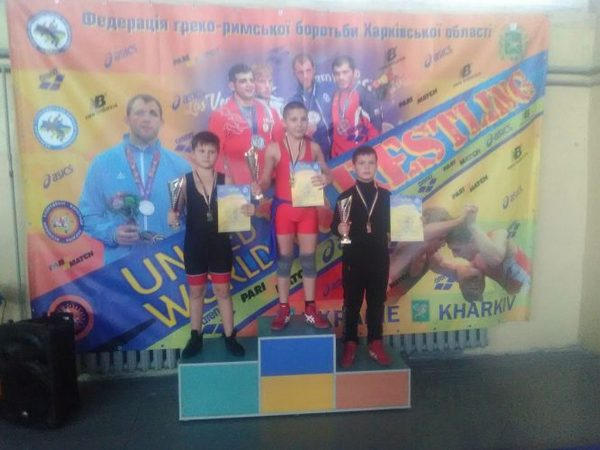 Спортсмены из Угледара завоевали медали на Всеукраинском турнире по греко-римской борьбе
