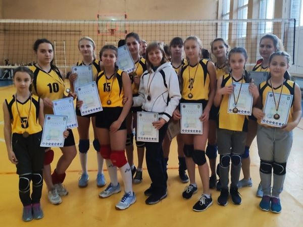 Волейболистки из Курахово заняли третье место на чемпионате Донецкой области
