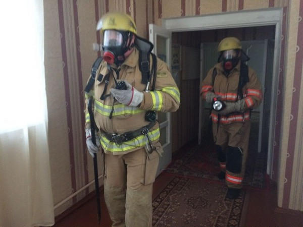 В Угледаре спасатели оперативно погасили «пожар» в детском саду