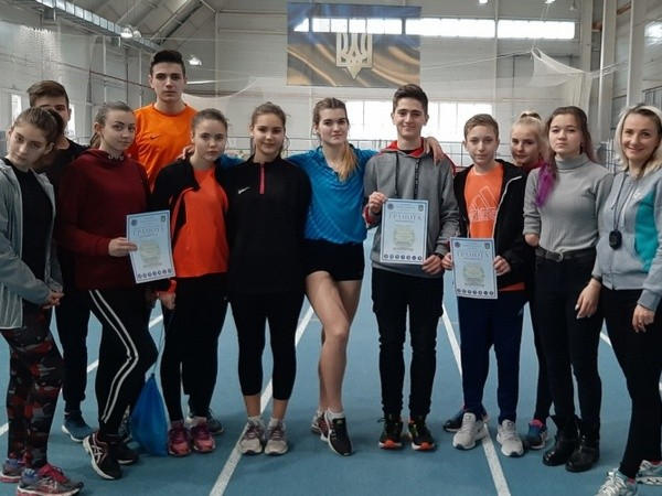 Угледарские легкоатлеты успешно выступили на чемпионате Донецкой области
