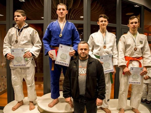 Великоновоселковские дзюдоисты завоевали медали на чемпионате Донецкой области
