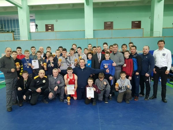 Боксеры из Угледара завоевали две «бронзы» на зональном чемпионате Украины по боксу