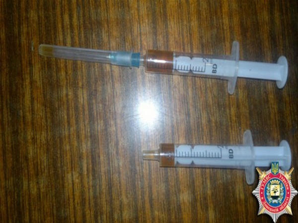 Житель Курахово изготавливал наркотики из мака, который покупал в обычном магазине