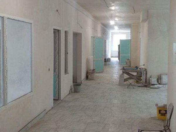 В Курахово завершается ремонт инфекционного отделения городской больницы