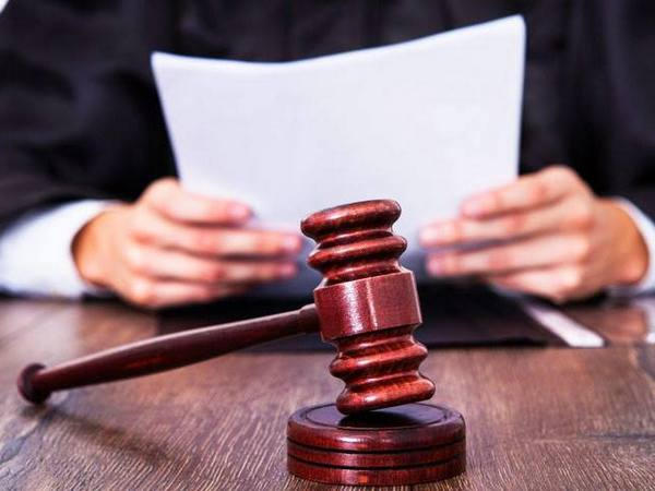 Судью Марьинского районного суда подозревают в содействии рейдерскому захвату недвижимости
