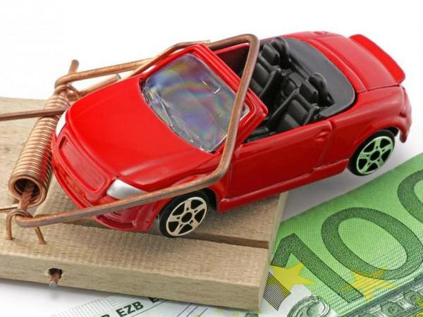 Жительница Великоновоселковского района заплатила за несуществующий автомобиль более 5 тысяч гривен