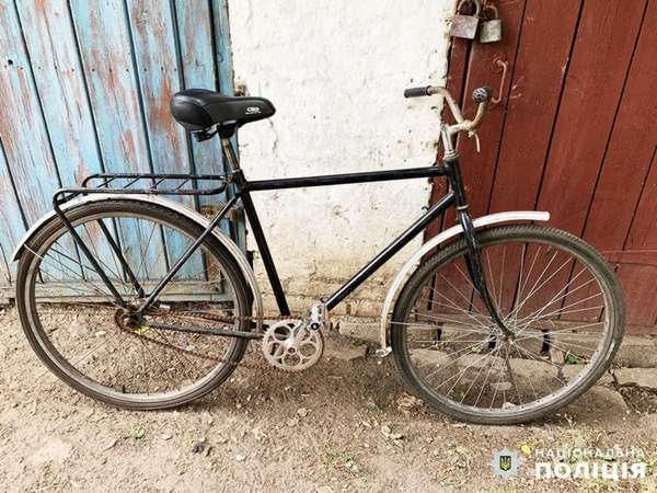 В Великой Новоселке полицейские «по горячим следам» задержали велосипедного вора