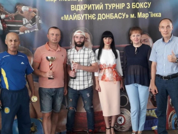 Угледарские боксеры успешно выступили на открытом турнире по боксу «Будущее Донбасса»