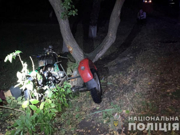 В Великоновоселковском районе разбился насмерть мотоциклист