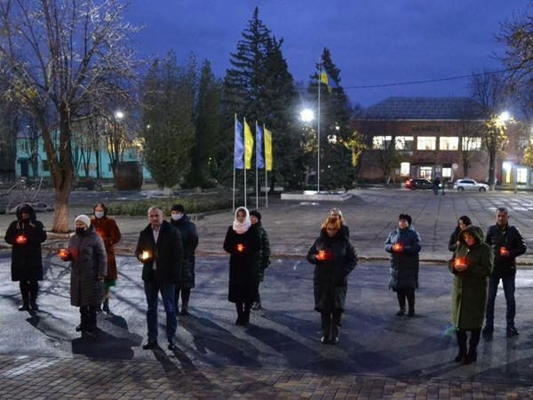 В Курахово почтили память жертв Голодомора