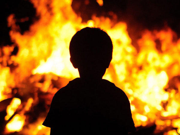 В результате пожара в Курахово погиб 6-летний ребенок