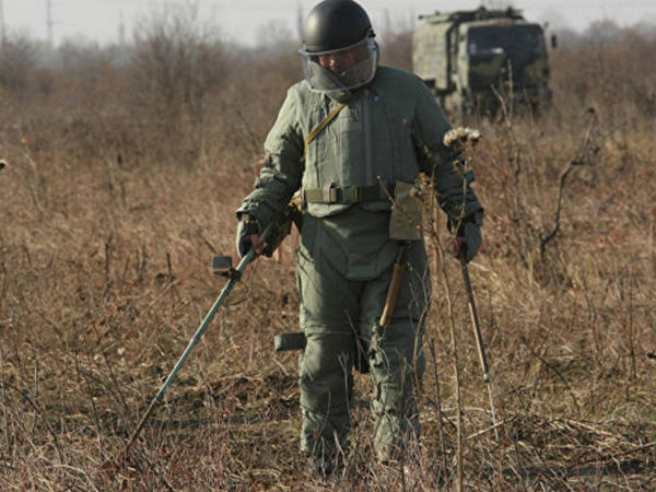 Боевики стрельбой из пулемета сорвали разминирование двух сел в Угледарской громаде