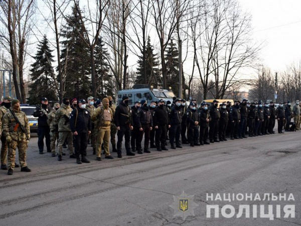 Полицейские с военными провели масштабную отработку на территории Кураховской громады