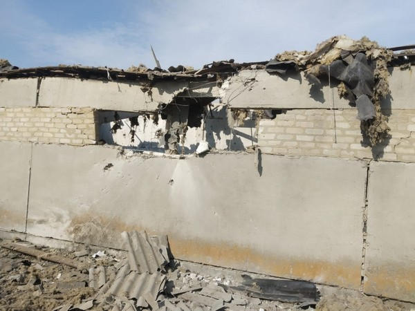 Боевики обстреляли Марьинскую громаду: есть разрушения, шесть сел остались без электроснабжения