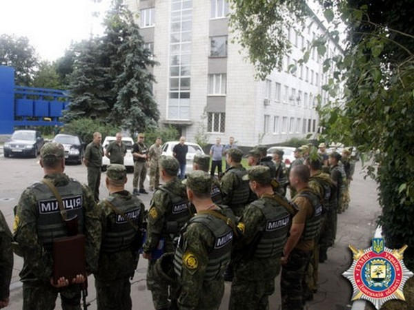 Для борьбы с мародерством в Марьинку отправлен сводный отряд милиции