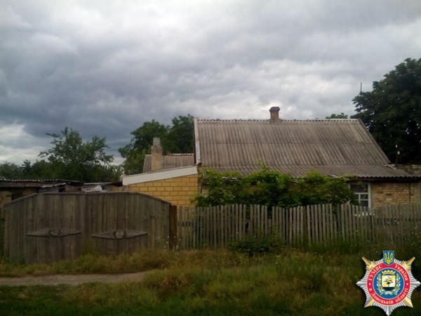 В прифронтовой Красногоровке обнаружен местный вооруженный боевик ДНР