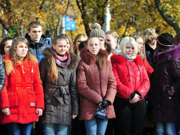 Как встречали детей из Марьинки и Красногоровки, которые вернулись из Закарпатья
