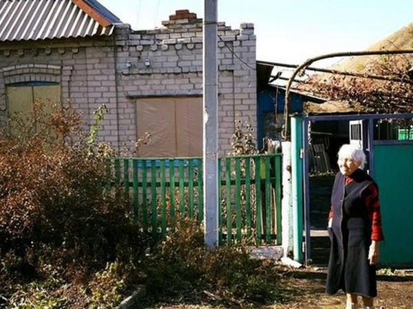 Жительница Марьинки мечтает повесить портрет Путина в туалете