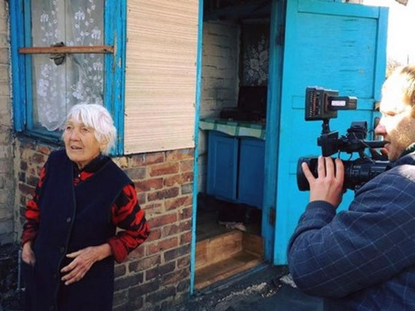 Как живется жительнице прифронтовой Марьинки, которая поддерживает Украину