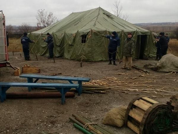 В районе нового пункта пропуска «Курахово» развернут мобильный пункт обогрева