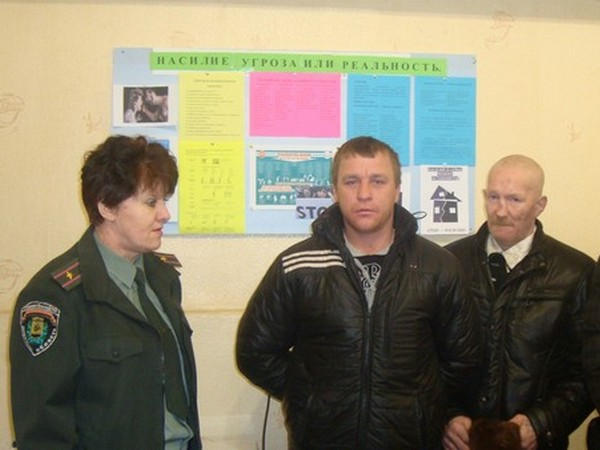 Осужденным Марьинского района рассказали как избежать насилия в семье