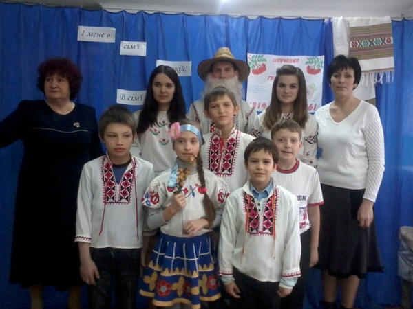 В Марьинском районе почтили память Великого Кобзаря