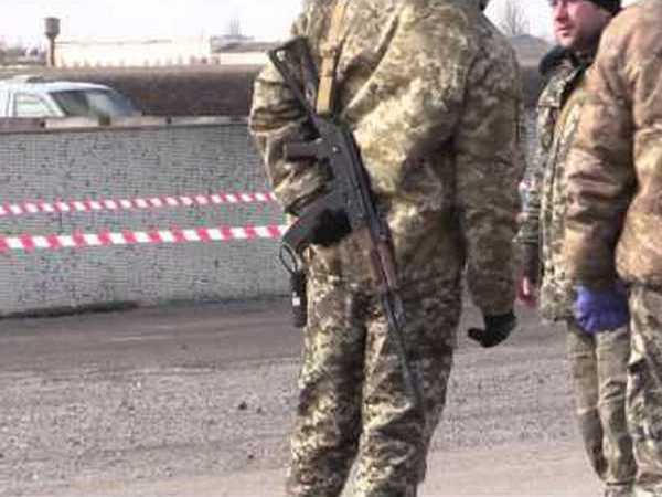 Видеорепортаж с пункта пропуска «Марьинка»
