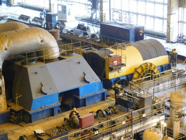 Кураховская ТЭС вынуждена экономить на ремонте энергоблока