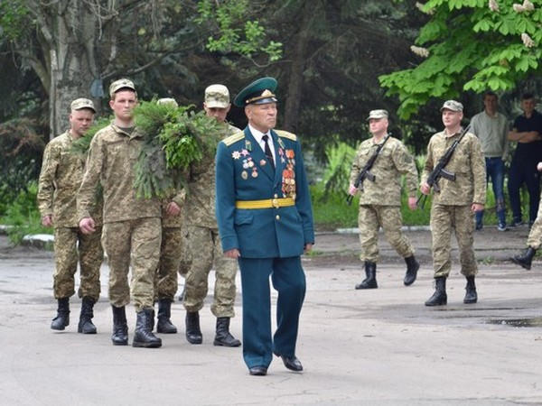 Как прошел День Победы в прифронтовой Красногоровке
