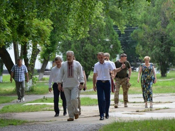 Павел Жебривский посетил Курахово и Красногоровку