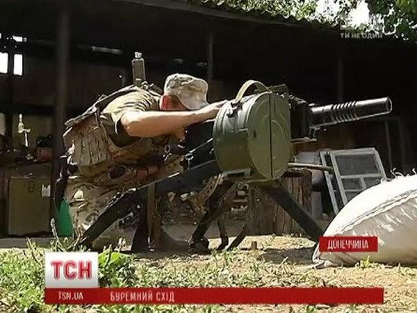 Как украинские бойцы держат оборону Марьинки