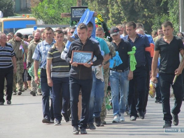 В Одесской области простились с бойцом, погибшим под Марьинкой