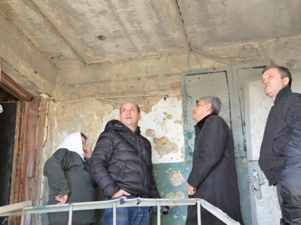 Замминистра проинспектировал Марьинку, Красногоровку и пункт пропуска