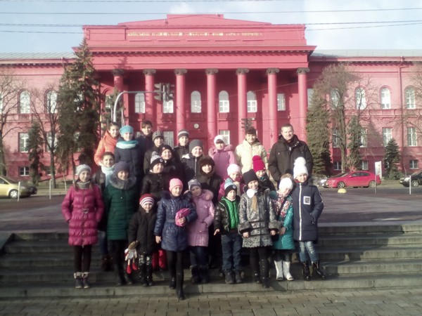 Воспитанники Красногоровской музыкальной школы увлекательно провели время в Киеве