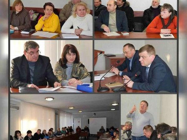 В Угледаре обсудили вопросы медицины и коррупции в ней