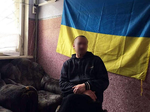 На КПВВ «Марьинка» задержан боевик «ДНР», который ехал в Курахово оформлять украинскую пенсию