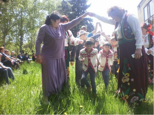 В Максимильяновке весело отпраздновали встречу весны