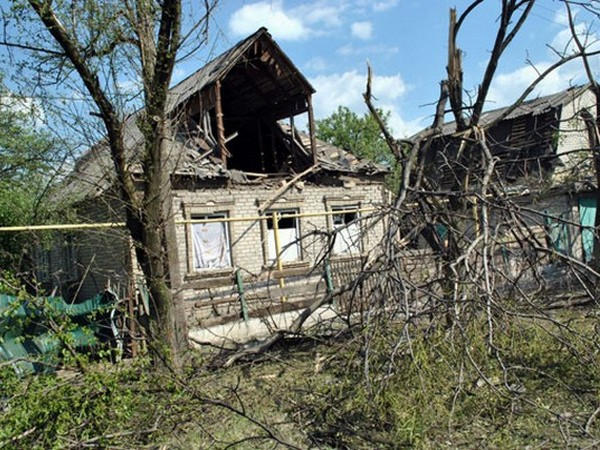 Как жители Красногоровки приходят в себя после масштабного обстрела города