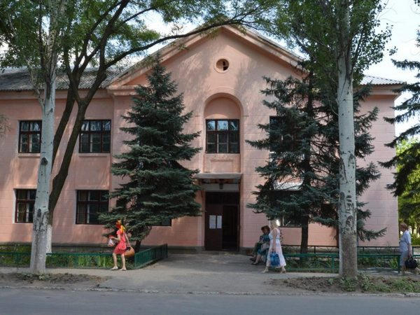 В Кураховском лицее появится скалодром, конференц-зал и современное сварочное оборудование