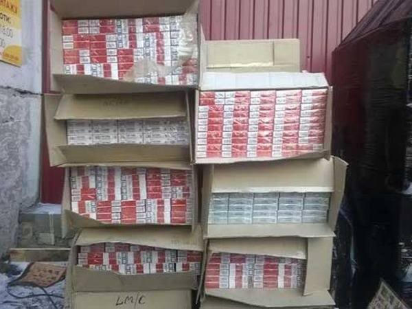 В Марьинке задержали огромную партию контрабандных сигарет из «ДНР»