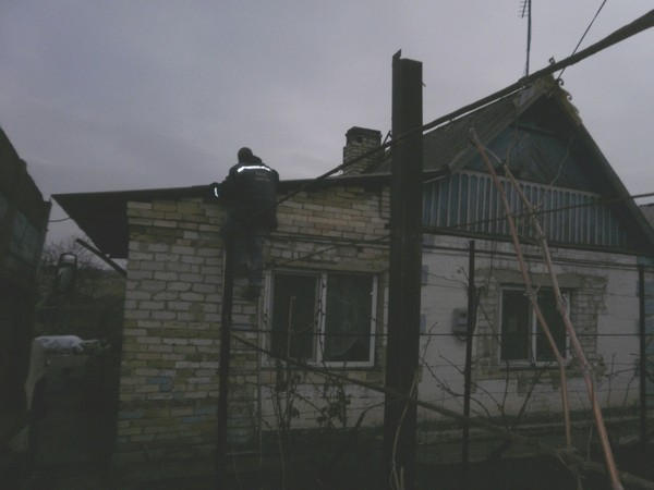 В Марьинке и Красногоровке уже восстановлены 50 домов, разрушенных обстрелами