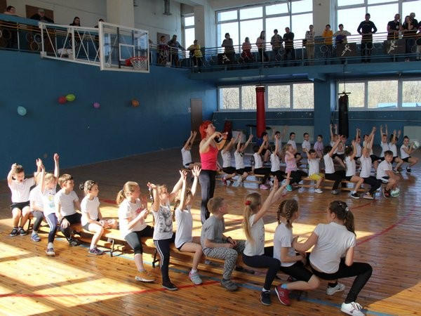 В Курахово прошли «Веселые старты»