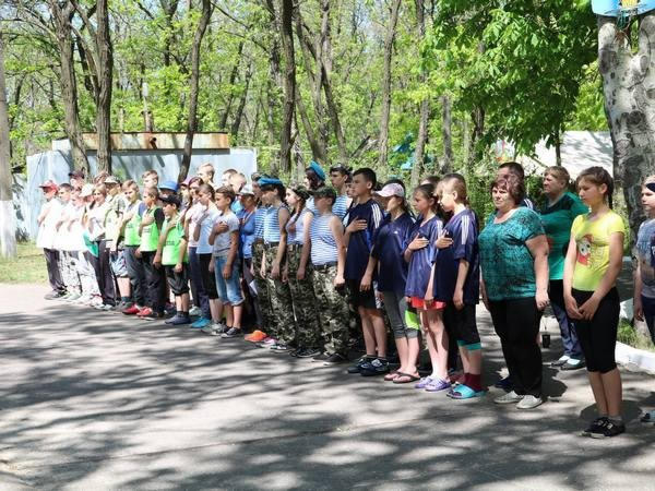 На берегу Кураховского водохранилища стартовал третий районный туристический слет