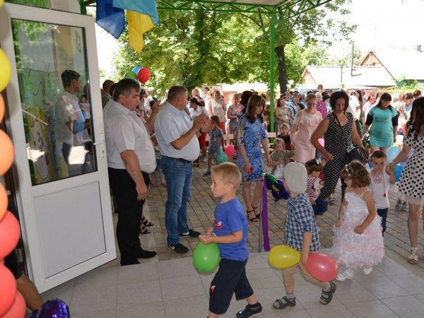 В Курахово появился современный детский сад