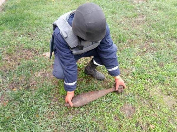 В Марьинском районе продолжаются работы по уничтожению взрывоопасных предметов