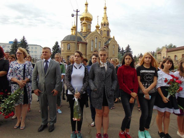 В Марьинке прошли мероприятия, посвященные 75-й годовщине освобождения Донбасса