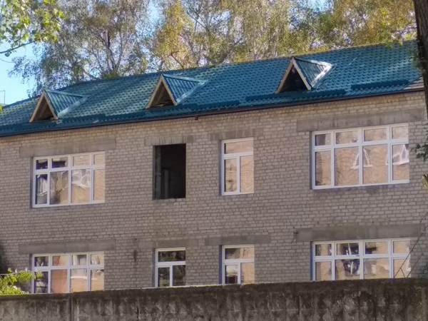 В Курахово продолжается капитальный ремонт детского сада