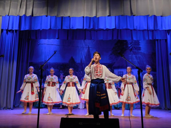 В Курахово состоялся праздник украинского фольклора