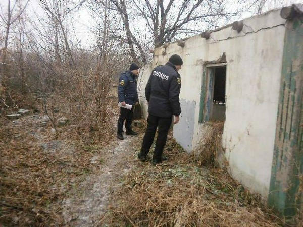 В Курахово провели рейды по заброшенным и недостроенным зданиям