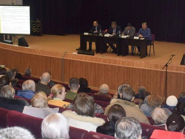 Мэр Угледара Андрей Силыч отчитался перед громадой о работе, проделанной за год